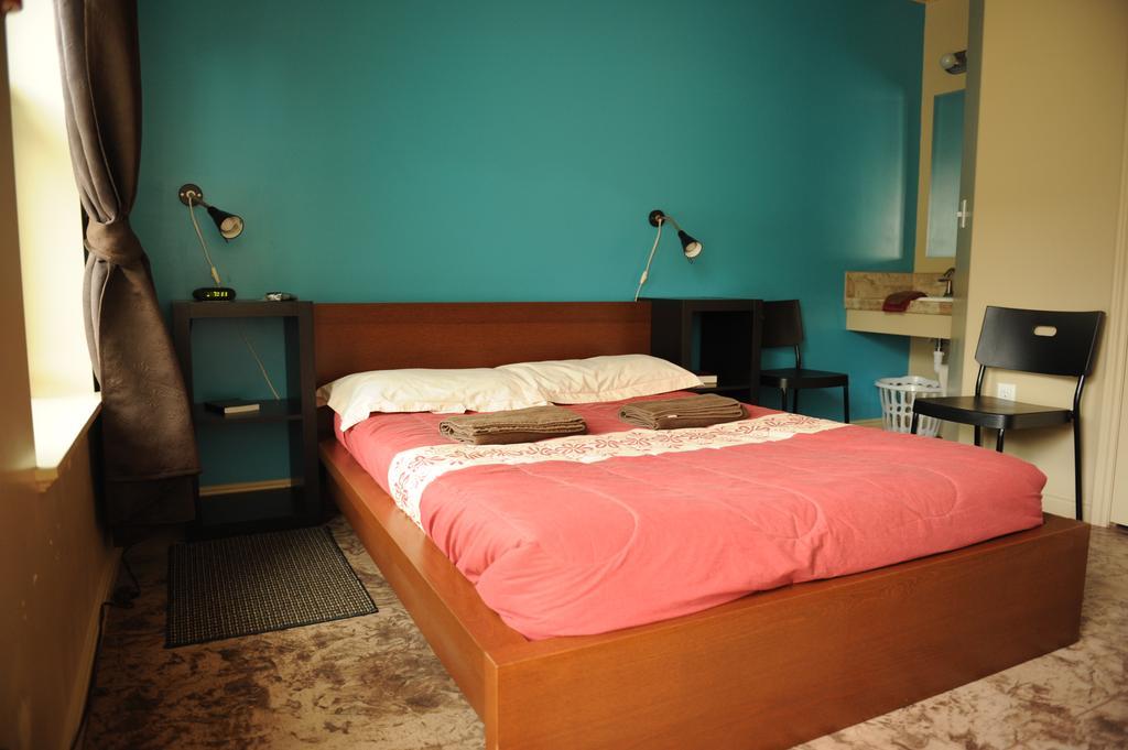 Camelot Inn At Honeyville חדר תמונה